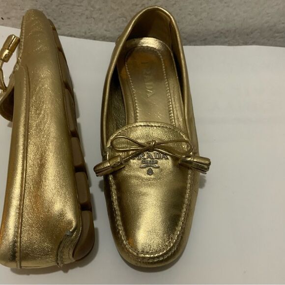 Prada Metallic Gold Leather Bow Slip On Loafers Size 35.5 - Picture 5 of 13